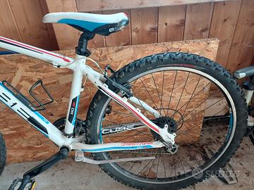 bici mtb per ragazzo CUBE