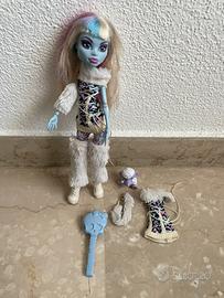 BAMBOLA MONSTER HIGH