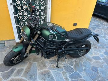 Benelli Leoncino 800