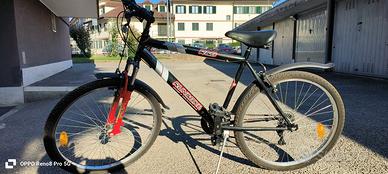 bicicletta Mountain bike 