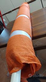 stoffa arancione paillettes 