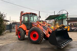 P202-TERNA FIAT HITACHI FB 200 CON TELESCOPICO