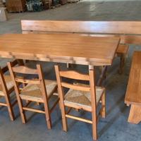 Tavolo e giropanca taverna