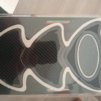 protezione paraserbatoio moto