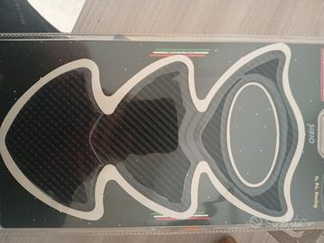 protezione paraserbatoio moto