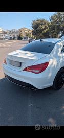paraurti posteriore Mercedes CLA.