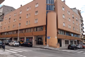 Pressi ospedale civile - Via Monte Grappa