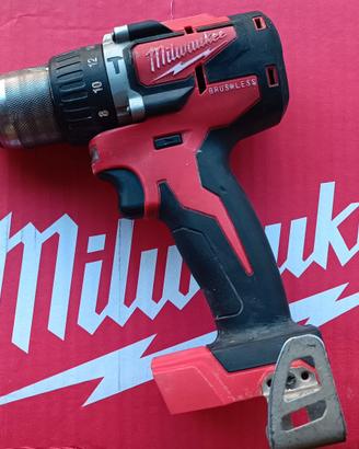trapano a percussione Milwaukee m18