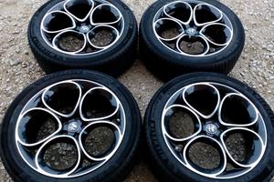 Cerchi e gomme nuove 20 ORIGINALI alfa romeo