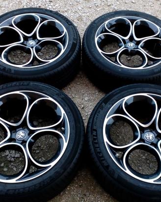 Cerchi e gomme nuove 20 ORIGINALI alfa romeo