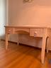 scrittoio-in-legno-con-due-cassetti