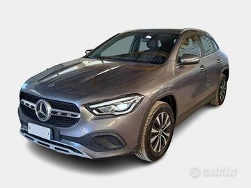 MERCEDES-BENZ GLA 200 d Automatic Sport