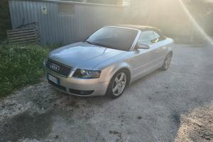 Audi A4 Cabrio 2.4 V6 – Youngtimer con fascino e m