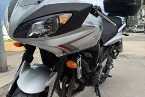 Yamaha FZ6 Fazer - 2009