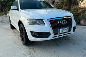 Audi q5 2.o tdi quattro s tronic s line