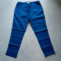 Pantalone Clips More