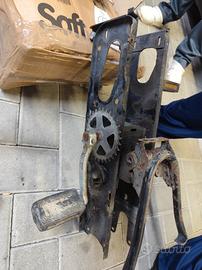Slitta motore Piaggio Bravo 2a Serie con pedali