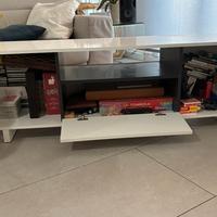 Mobile x TV 150L 46H 41 P