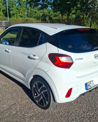hyundai i10 ruotino ed accessori nuovi 