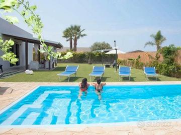 Direttamente sulla SPIAGGIA- c/Piscina Privata