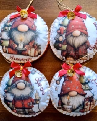 Set 4 addobbi Natale gnomi in stoffa 10 cm