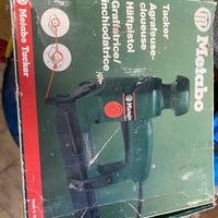 Graffatrice metabo a corrente