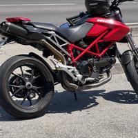 Ducati Hypermotard 1100