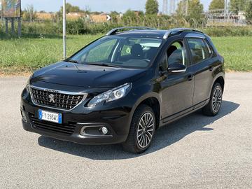 Peugeot 2008 1.2 benzina 2019 110.000km S&S Allure