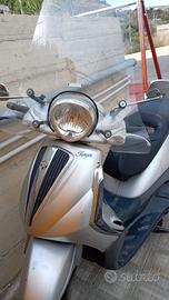 piaggio beverly 400
