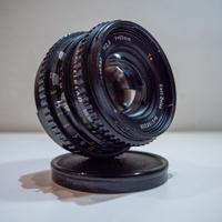 Carl Zeiss Planar 80mm f/2.8 T* HASSELBLAD 500C/M