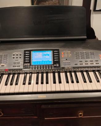 YAMAHA PSR 8000