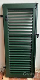 Persiana in legno verniciato