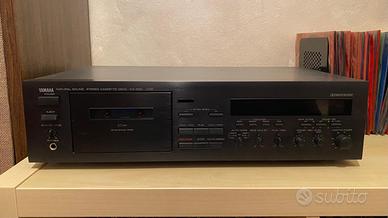 Lettore cassette Yamaha, natural sound stereo