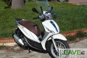Piaggio Medley 125 Parabrezza (M1420)