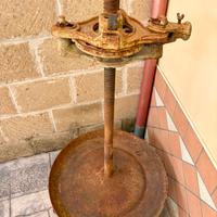 Torchio da arredo per giardino