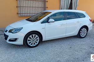 OPEL - Astra Station Wagon 1.4 benzina / gpl