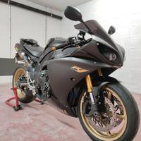 Yamaha r1 big bang 2009