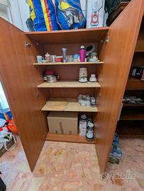Armadio due sportelli ideale B&B , dispensa