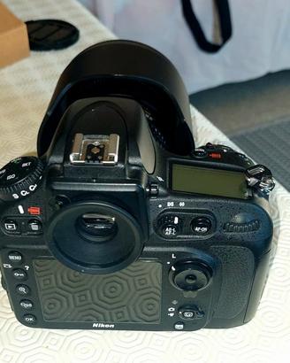 CORPO NIKON D800 Un/Pr 18 000 SCATTI ACCESSORIATA