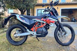 KTM 690 2016