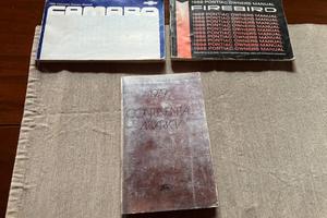 Lotto 2 manuali vintage Ford Pontiac Chevrolet USA