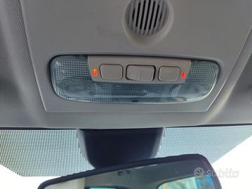 Plafoniera anteriore FORD B MAX del 2015