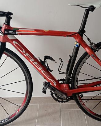 Bici da corsa Orbea in carbonio