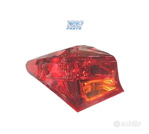 FANALE DX TOYOTA AURIS 5P 13-15 AMBRA ROSSO