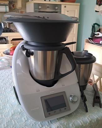 Bimby TM5 con doppio boccale