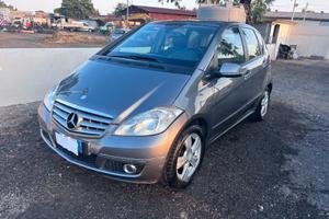 MERCEDES CLASSE A180