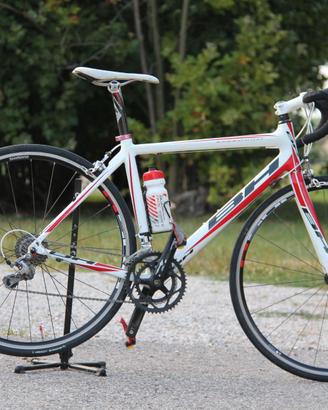 Bici da Corsa BH Full Carbon 53 Cambio TIAGRA
