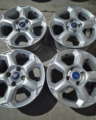 Cerchi In Lega Da 15" Per Ford Fiesta 2011