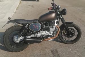 Moto Guzzi V750 scrambler