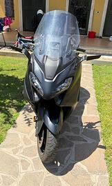 Tmax 560  2024